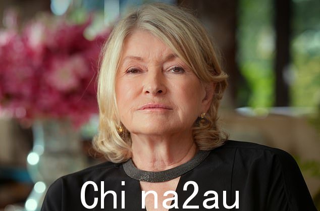 玛莎·斯图尔特 (Martha Stewart) 作为“完美”家政专家而声名鹊起 40 年后,她的粉丝们欣然接受了她的恋爱建议