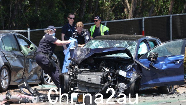 据称,一名 16 岁男孩驾驶着一辆奥迪车,警方称该车是被持枪青少年从家中偷走的。 图片来源:NewsWire / Lachie Millard