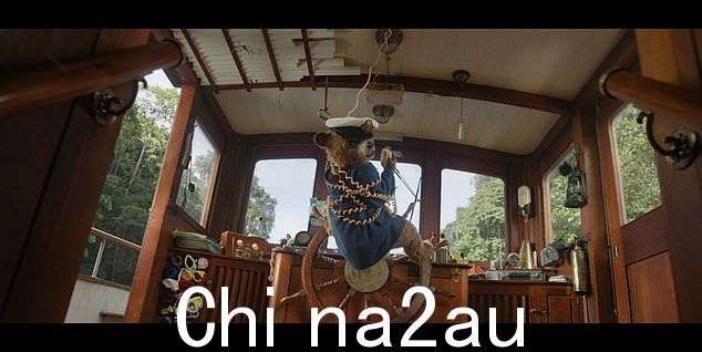 ''t¿ 在任何环境中与帕丁顿熊共度时光都是一种乐趣,这部电影和前两部一样,巧妙地融合了动作捕捉、CGI 和真人表演,包含了很多乐趣', Brian Viner 写道
