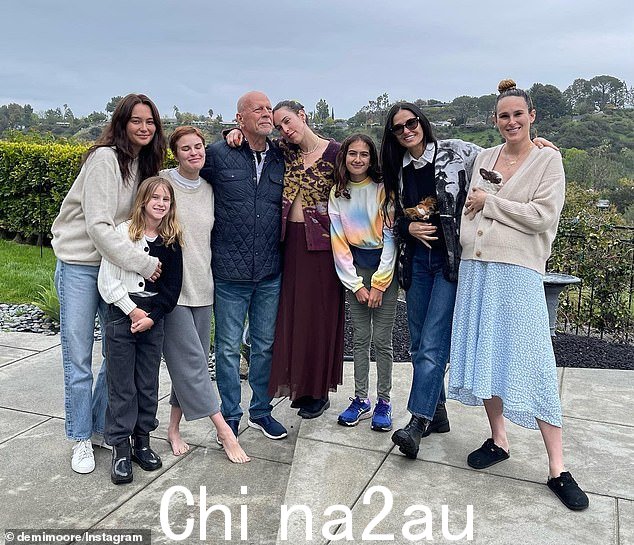 在2 月,布鲁斯的家人在 Instagram 上发表声明,透露了他的 FTD 诊断结果,但解释说目前“没有治疗这种疾病的方法”