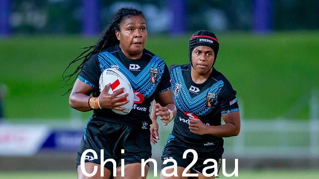 Aliti Namoce (左)代表斐济测试队参加比赛,然后被禁止返回该国。图片:Pita Simpson/Getty Images。