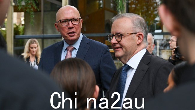 反对党领袖彼得·达顿 (Peter Dutton) 的支持率在最新的新闻民意调查中上升了两个百分点,达到 40%,与总理安东尼·阿尔巴内塞 (Anthony Albanese) 持平。 图片:NCA NewsWire / Martin Ollman