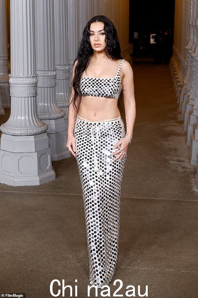 Charli XCX 在今年的滚石英国奖中处于领先地位,在即将举行的演出中获得三项提名