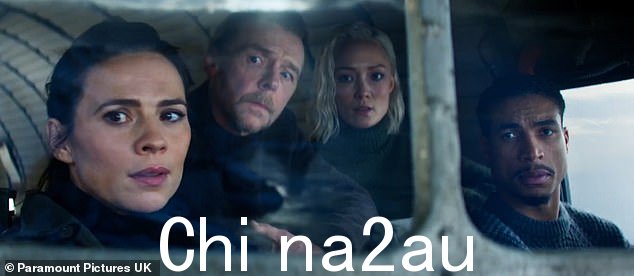 预览中可以看到海莉·阿特维尔 (Hayley Atwell)、文·雷姆斯 (Ving Rhames)、西蒙·佩吉 (Simon Pegg) 和凡妮莎·柯比 (Vanessa Kirby),而埃塞·莫拉莱斯 (Esai Morales) 则回归饰演邪恶的加布里埃尔 (Gabriel)