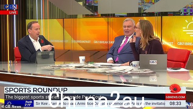 显示一个短片Jon 在电视直播中嘲笑 Barbora 额头的大小,Paul 询问主持人对记者评论的看法