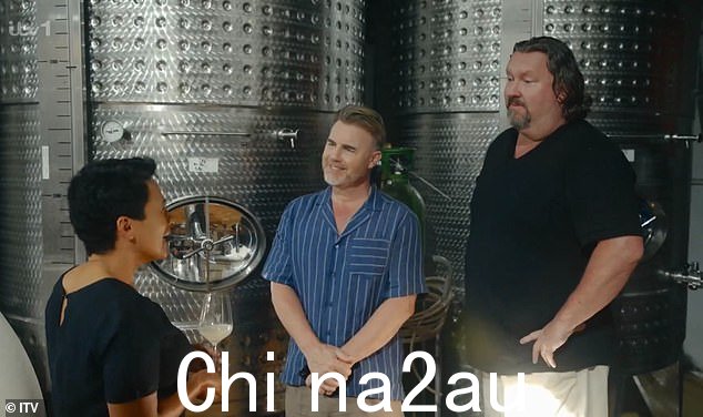 在让他的朋友艾略特大笑的那一刻,加里说:“哦,我需要那个小东西,它真的让一切温暖起来。对不起,小伙子,已经有一段时间了。” class=