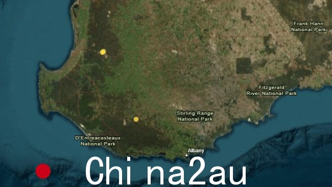 澳大利亚地球科学中心于当地时间周四上午 10.45 左右在当特尔卡斯托国家公园海岸附近的南大洋记录到一次地震。图片:澳大利亚地球科学。