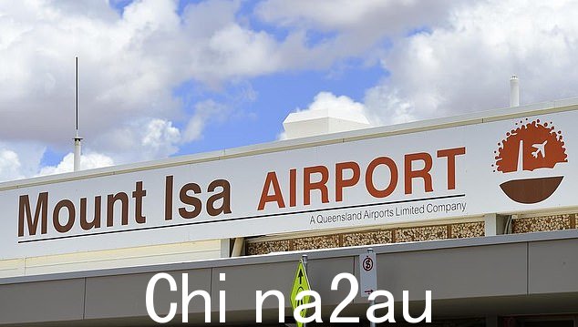 询问任何当地人,他们会告诉您飞往伊萨山并不便宜