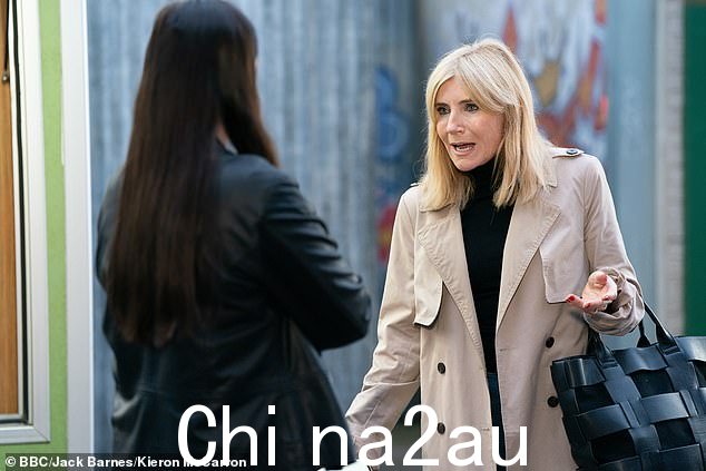 Cindy 继续对 Kojo 感到恐慌,并避开 Lauren 和 Junior 的电话