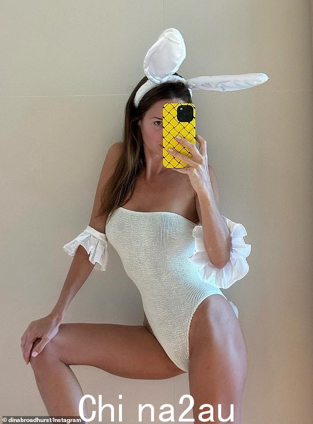这位悉尼名媛穿上合身的无肩带白色紧身衣,在 Instagram 上摆出姿势拍照时,几乎没有留下任何想象空间