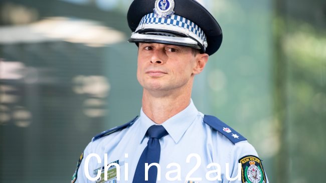 新南威尔士州警方提供了关于一名男子在致命枪击事件中死亡的最新消息悉尼对涉嫌肇事者的追捕仍在继续。图片:NewsWire / Monique Harmer