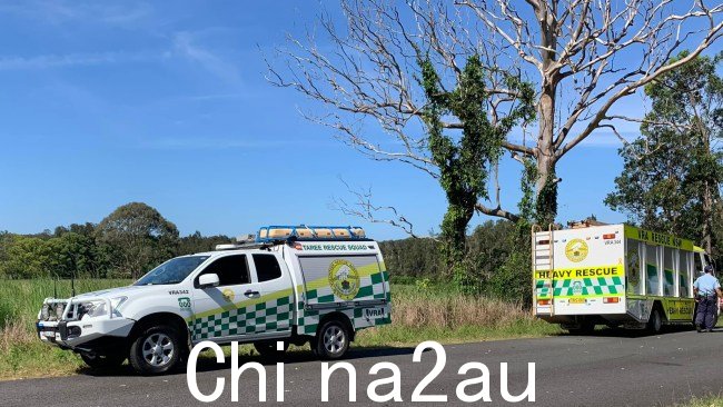 卡车翻滚时,六名消防员受伤。 图片:VRA Rescue NSW / Taree Rescue Squad