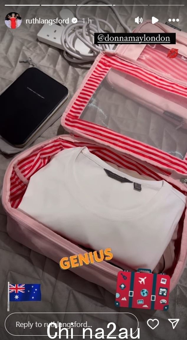 宽松的女人64 岁的主持人周二在 Instagram 上分享说,她在飞往奥兹国之前正忙着收拾行李