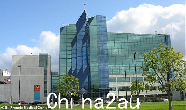 Manizak 于 4 月 15 日在洛杉矶南部被发现,并被送往林伍德的圣弗朗西斯医疗中心(如图)
