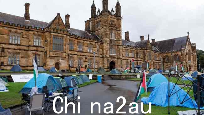 悉尼大学副校长马克·斯科特 (Mark Scott) 在议会人权联合委员会对校园反犹太主义进行议会调查之前,他所在的学校质疑他的大学对反犹太主义的反应。 图片:NewsWire / Max Mason-Hubers