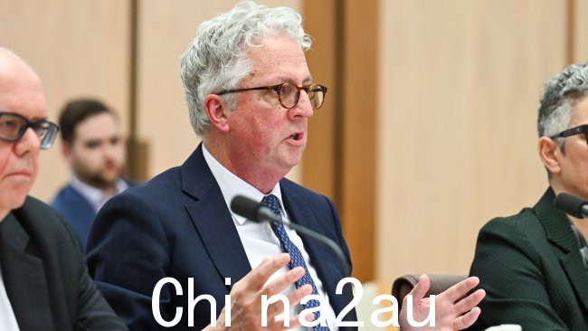 悉尼大学副校长兼校长马克·斯科特 (Mark Scott) 出席了在堪培拉议会大厦举行的澳大利亚大学反犹太主义议会听证会。图片:NewsWire / Martin Ollman