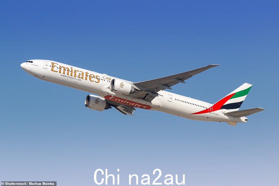额外添加飞机意味着阿联酋航空将拥有墨尔本和悉尼每周有 3,472 个豪华经济舱座位。翻新后的波音 777 拥有 8 个头等舱套房、40 个商务舱座位和 25 个经济舱座位,此外还有 24 个高级经济舱座位。