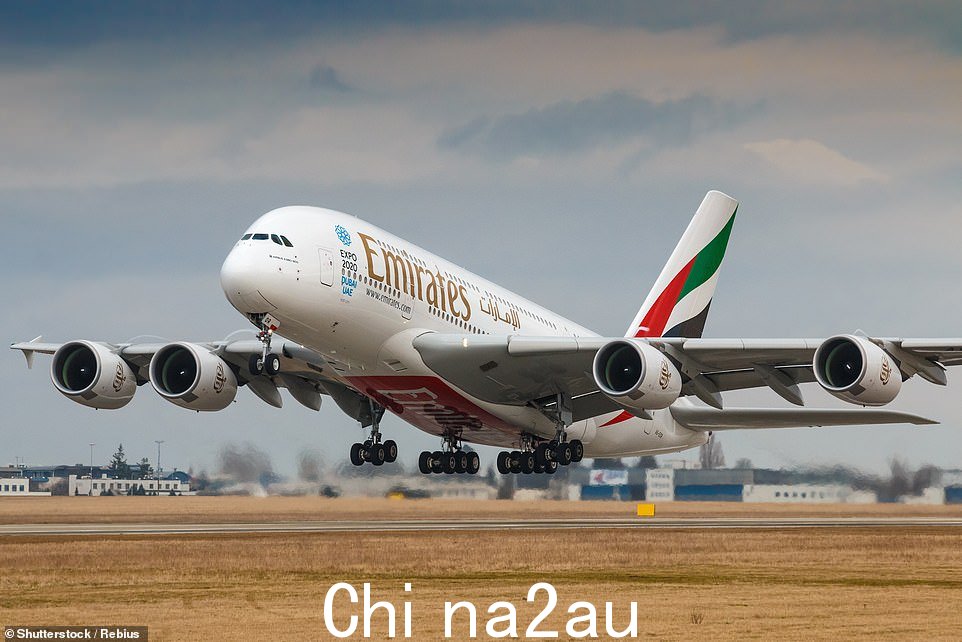 尽管停止了墨尔本至新加坡航线,阿联酋航空将继续运营新加坡-迪拜航线,但增加新的航班号。 《澳大利亚每日邮报》联系了阿联酋航空和澳洲航空征求意见。