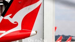 澳洲航空从布里斯班飞往阿德莱德的 QF1929 航班因停车刹车问题优先降落，紧急救援人员待命