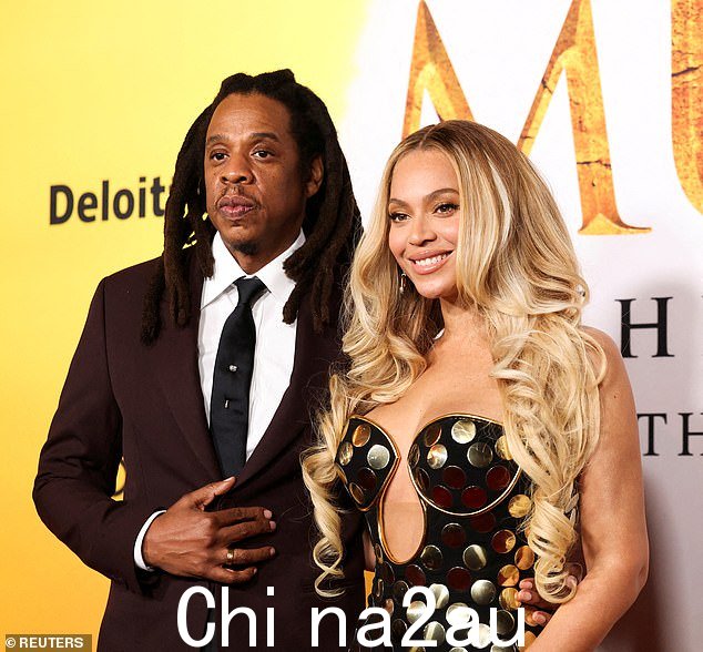 Jay-Z 昨晚与碧昂丝 (Beyonce) 在一起。他立即回击了这些指控,坚称自己是“勒索企图”的受害者,并担心他与碧昂斯 (Beyonce) 的三个孩子在这些令人震惊的指控后将不得不“忍受”骚扰