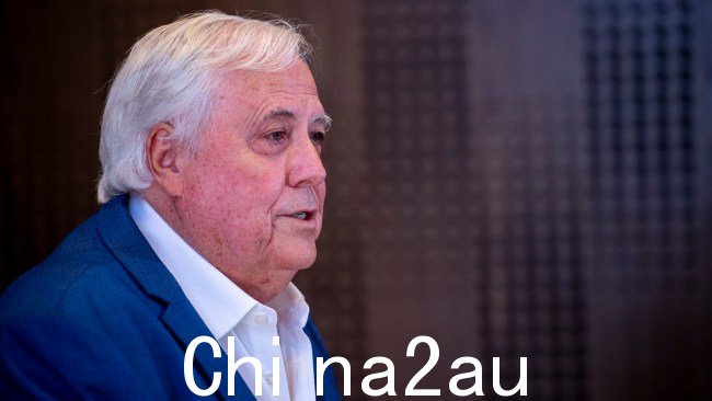 采矿在宣布向高等法院提出质疑的新闻发布会上,这位大亨将阻止重新登记的选举法描述为“严厉的”。图片:NewsWire/Jeremy Piper