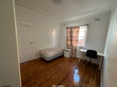 Chatswood 950米 步行火车站