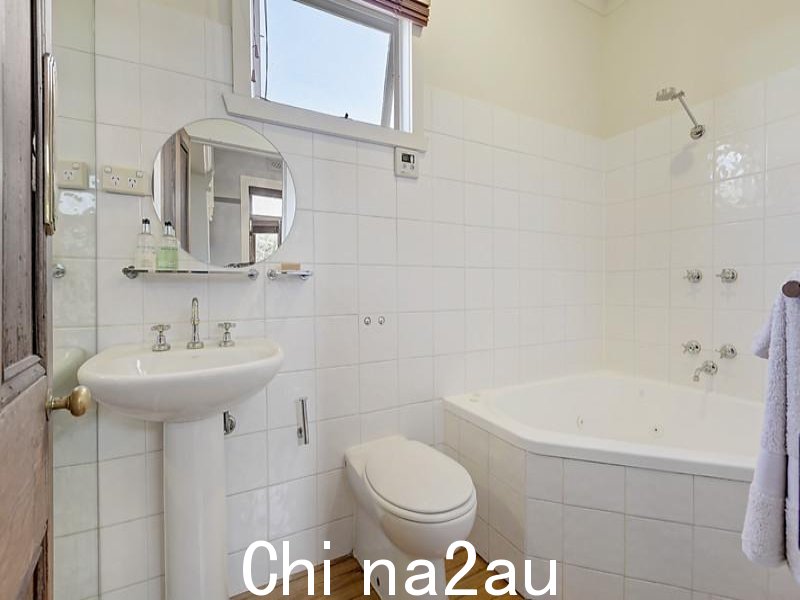 “”