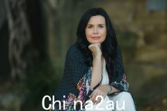 50岁以后蓬勃发展：帮助！我和我的伴侣有五个成年孩子，一个家庭住宅...以及一场战斗在我的遗嘱上酿造