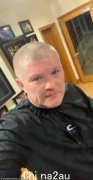 瑞奇·哈顿（Ricky Hatton）动荡的爱情生活：拳击手在去世前在冰上舞蹈演员克莱尔·斯威尼（Claire Sweeney）享受浪漫史 - 在持久声称自己欺骗了他的未婚夫，