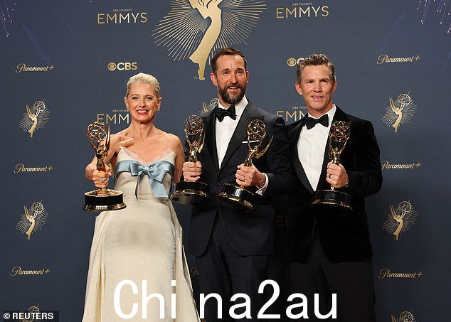 “是皮特(Pitt)结束了夜晚,以最好的戏剧系列类别中的当晚最大的胜利结束了安多(Andor),外交官,我们的最后一个,天堂,隔离,慢马和白莲花(左图:向左描绘:左右图:凯瑟琳·拉纳斯(Katherine